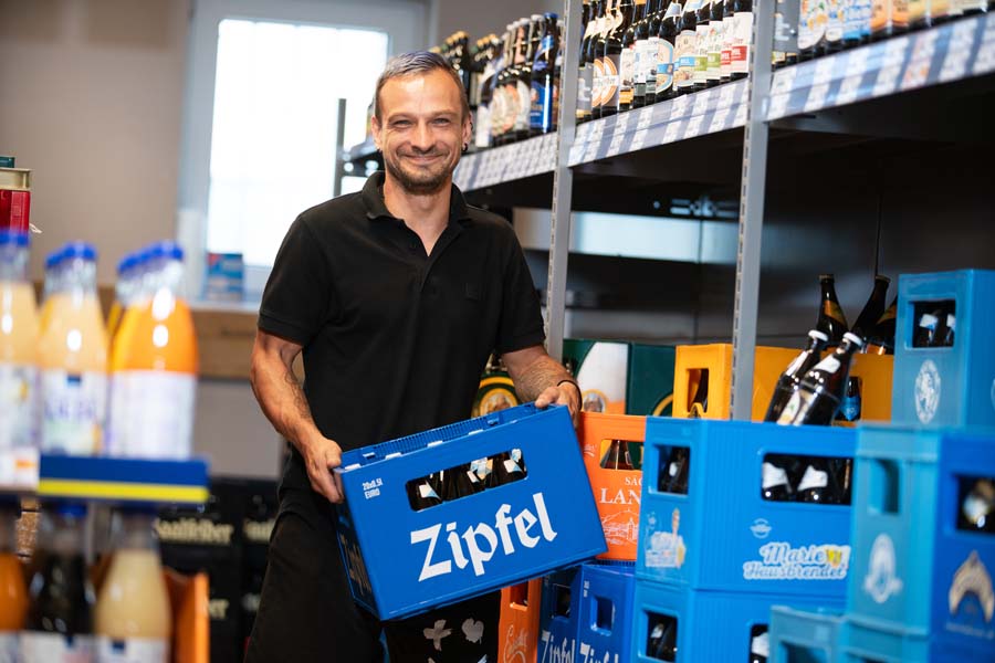 Mitarbeiter Getraenkemarkt